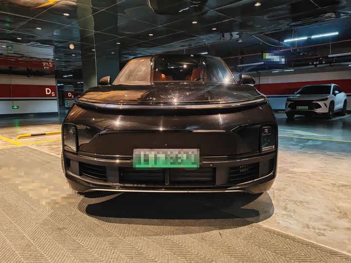 Фото 2 - LiXiang L9