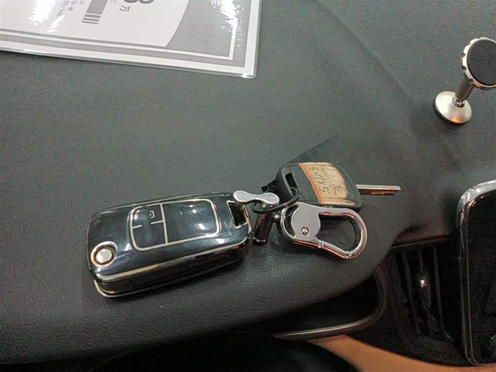 Фото 9 - Chevrolet Monza