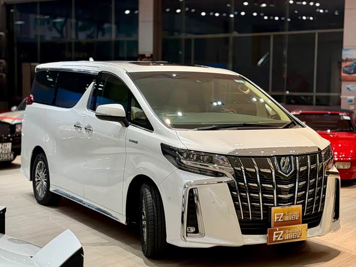 Photo 3 - Toyota Alphard