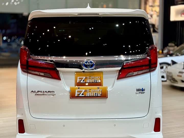 Photo 8 - Toyota Alphard