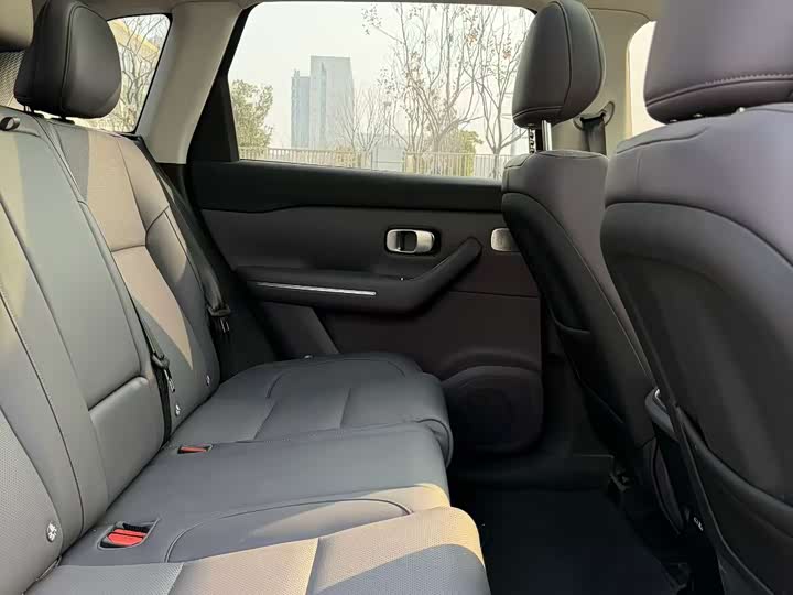 Фото 6 - Leapmotor C10