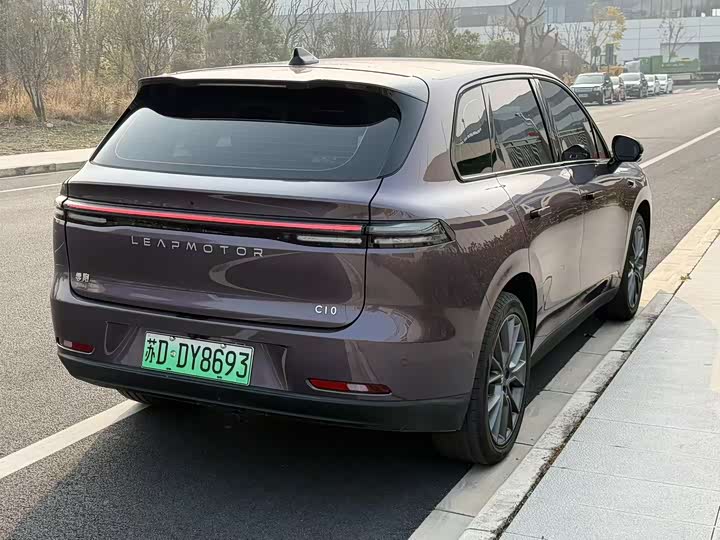 Фото 7 - Leapmotor C10