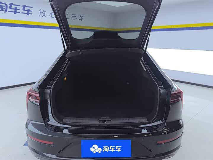 Фото 4 - Bestune B70