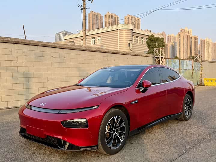 Фото 1 - XPeng P7