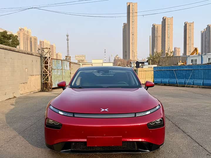 Фото 2 - XPeng P7