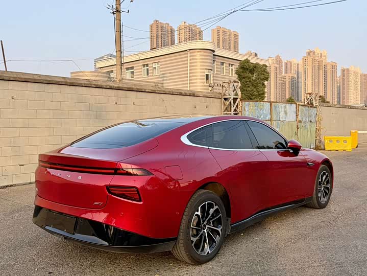 Фото 7 - XPeng P7