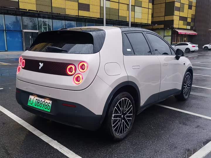 Фото 5 - Geely Geometry E Firefly