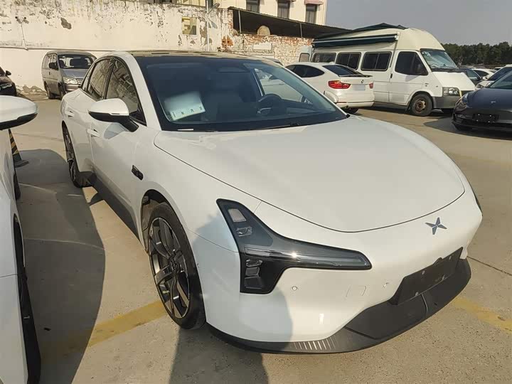 Фото 4 - XPeng Mona M03