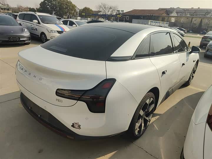 Фото 7 - XPeng Mona M03