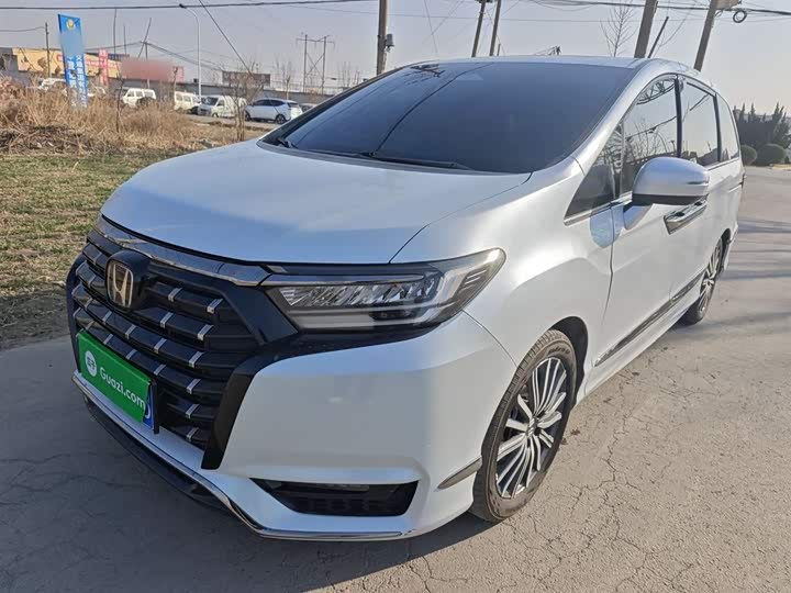 Фото 2 - Honda Elysion