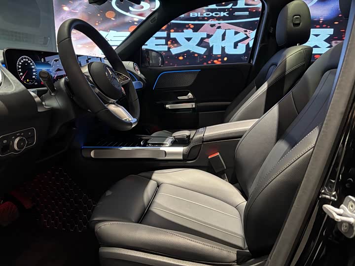 Фото 7 - Mercedes-Benz GLB-Class