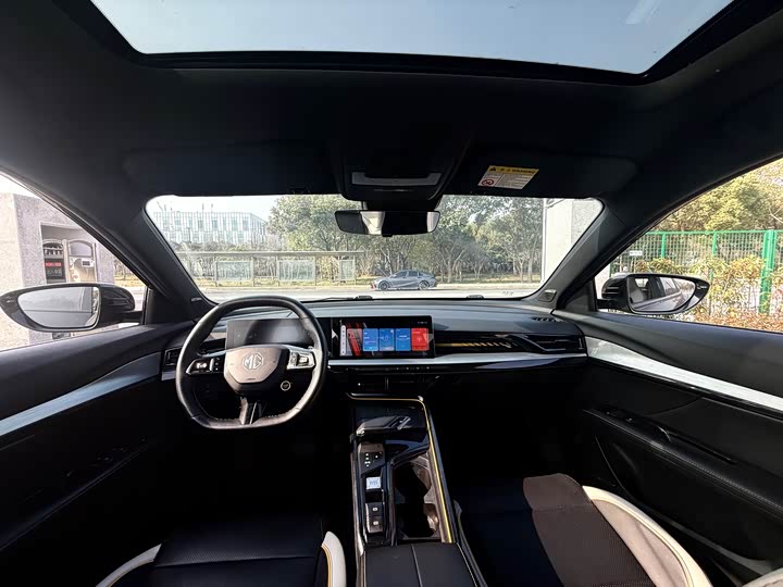 Фото 6 - MG Motor 5 Scorpio