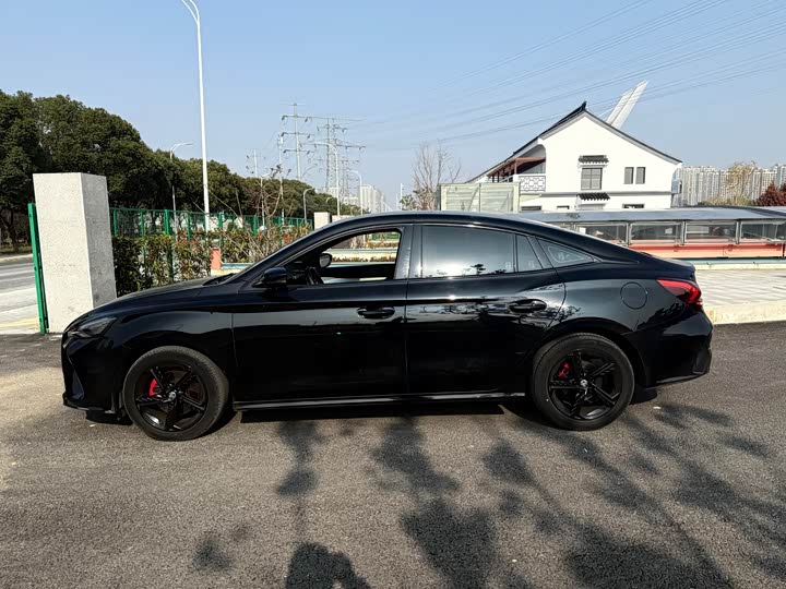 Фото 7 - MG Motor 5 Scorpio