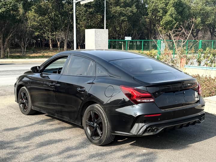 Фото 8 - MG Motor 5 Scorpio