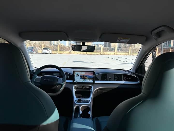 Фото 7 - Geely Galaxy Geome