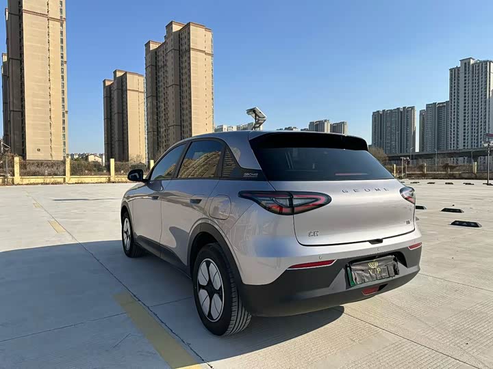 Фото 8 - Geely Galaxy Geome