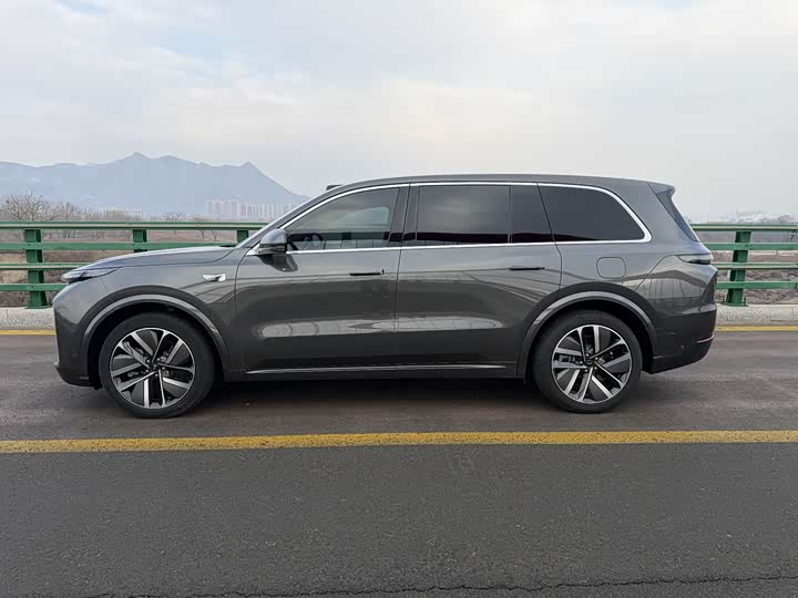 Фото 6 - LiXiang L9