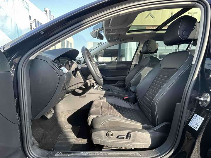 Фото 4 - Volkswagen Magotan