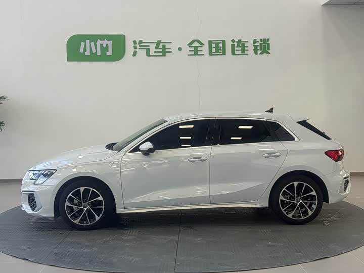 Фото 2 - Audi A3