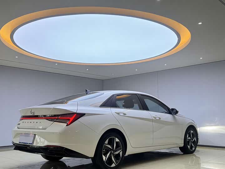 Фото 8 - Hyundai Elantra N line