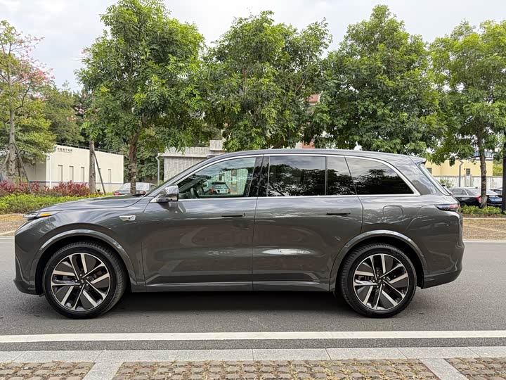 Фото 5 - LiXiang L8