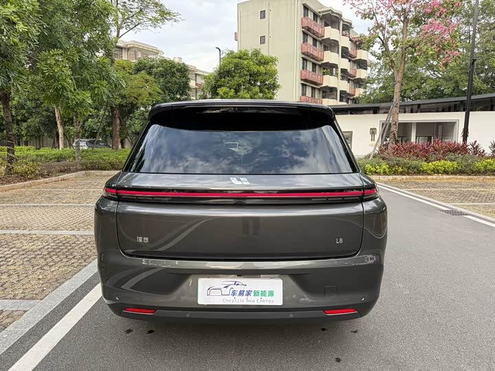 Фото 7 - LiXiang L8