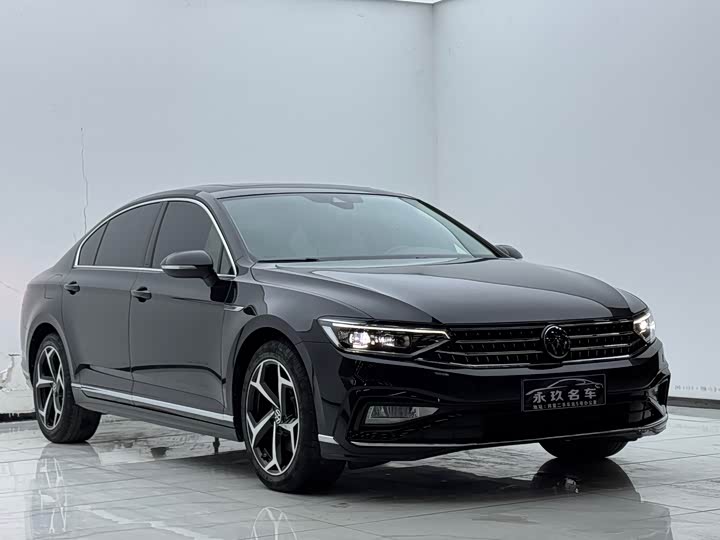 Фото 2 - Volkswagen Magotan