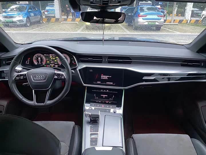 Фото 5 - Audi A6L