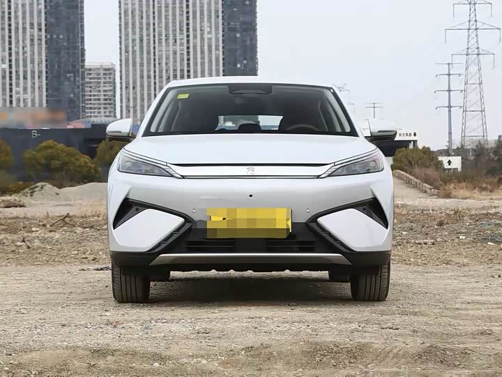 Фото 2 - BYD Yuan Plus