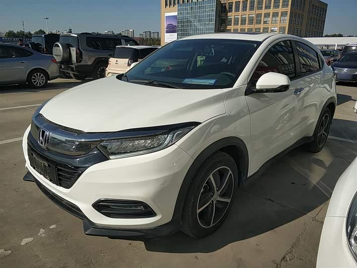 Фото 2 - Honda Vezel
