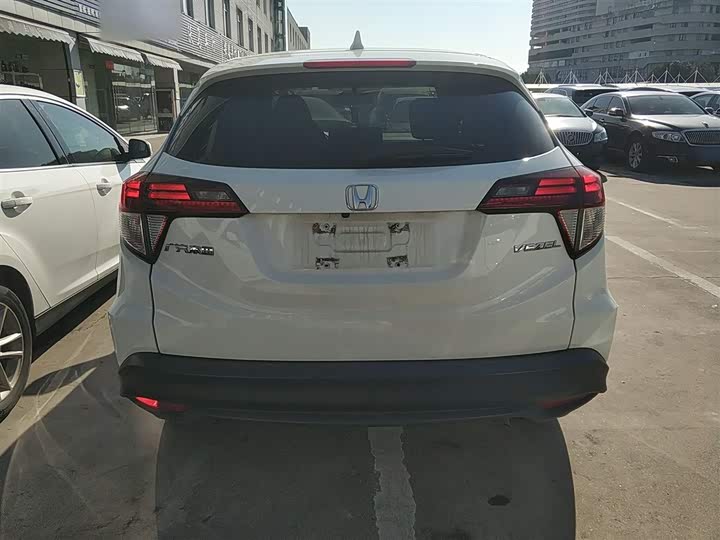 Фото 6 - Honda Vezel