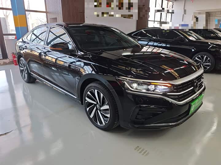 Фото 4 - Volkswagen Passat