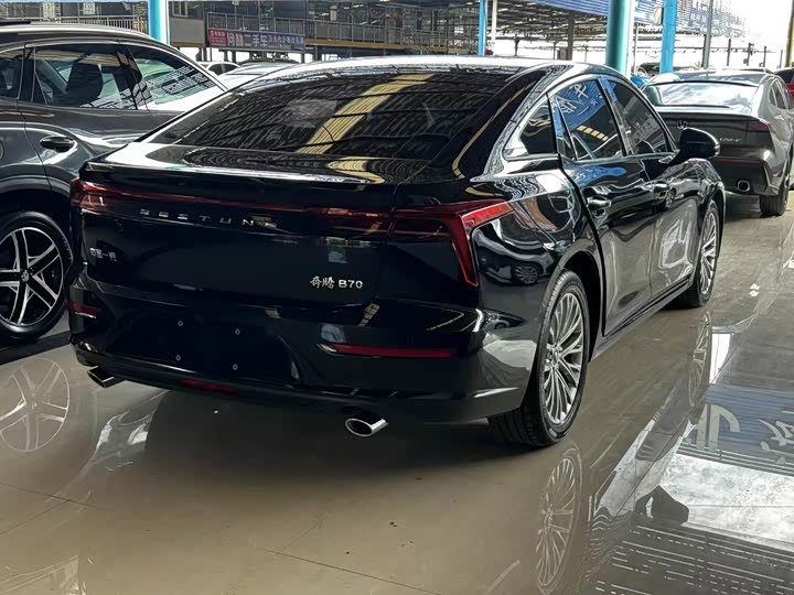 Фото 4 - Bestune B70