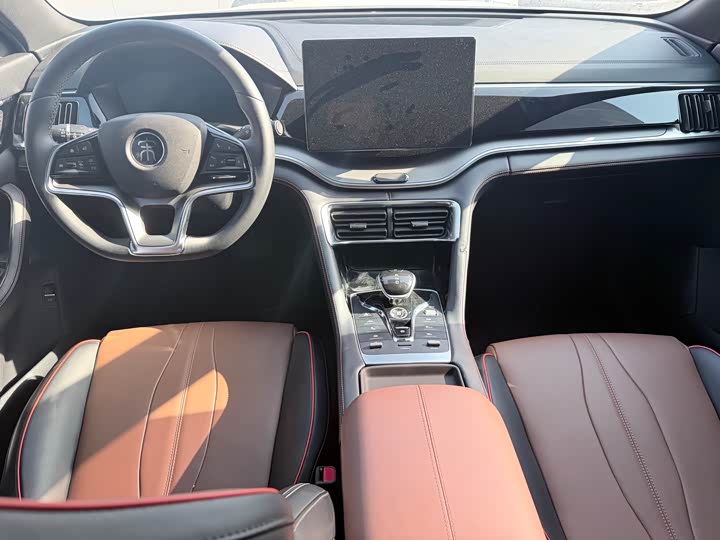 Фото 6 - BYD Song Plus