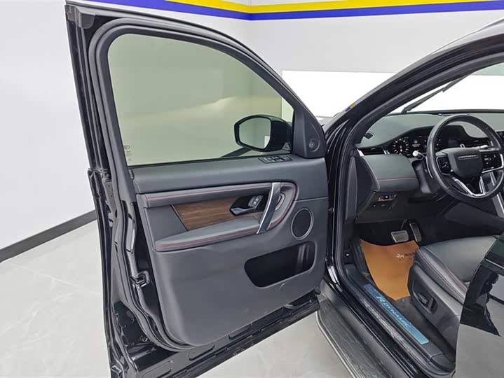 Фото 7 - Land Rover Discovery Sport