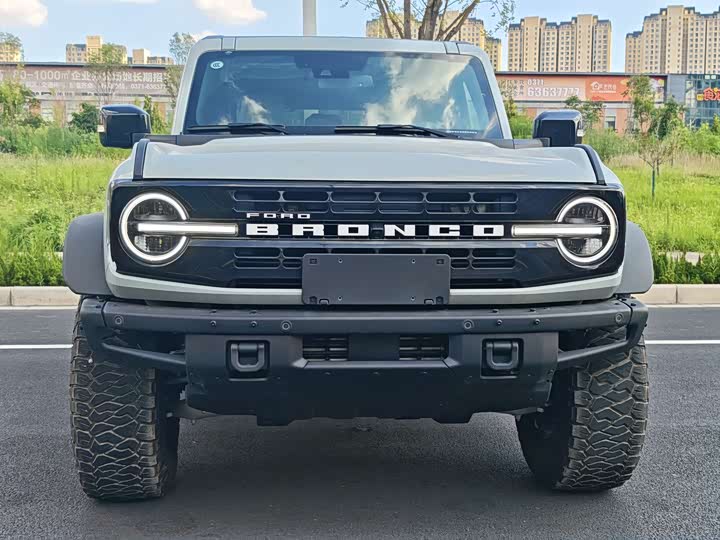 Фото 6 - Ford Bronco