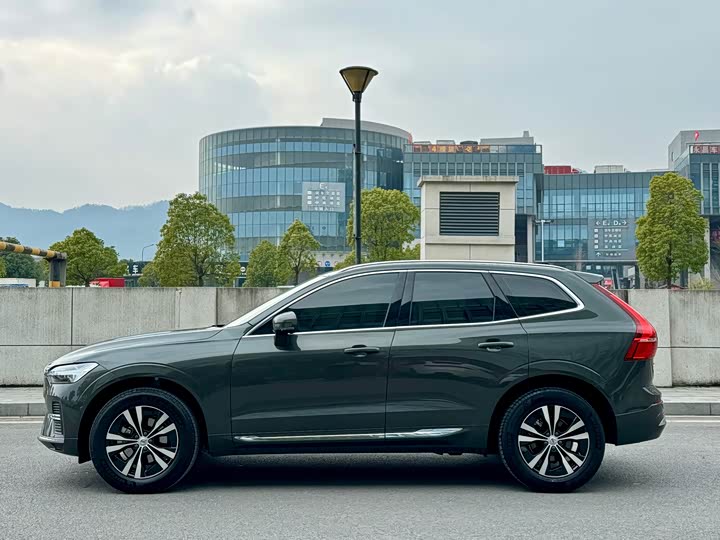 Фото 7 - Volvo XC60