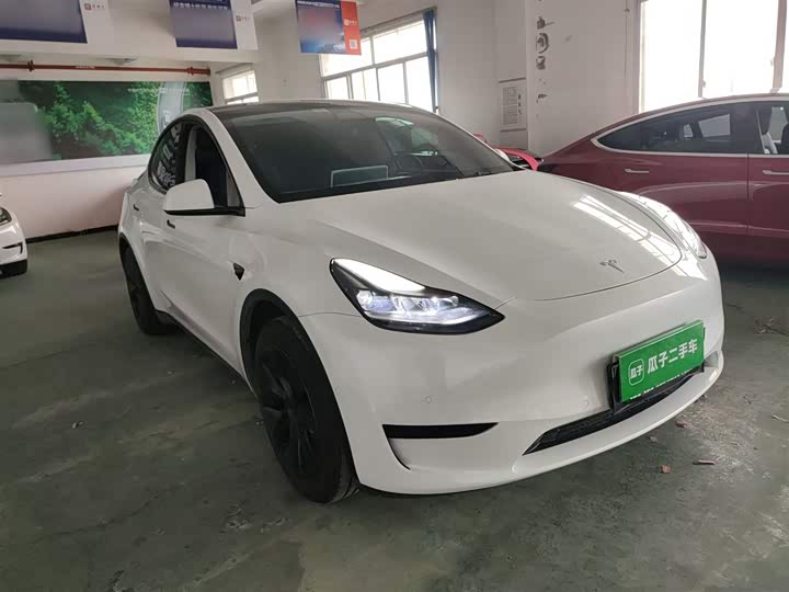Фото 4 - Tesla Model Y