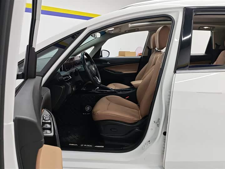 Фото 9 - Buick GL6