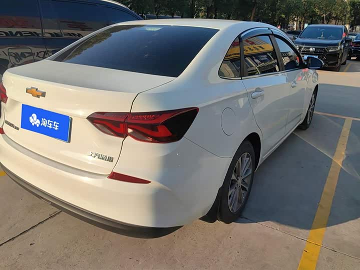 Фото 3 - Chevrolet Monza