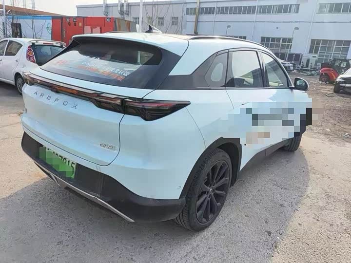 Фото 2 - BAIC Arcfox Alpha T5