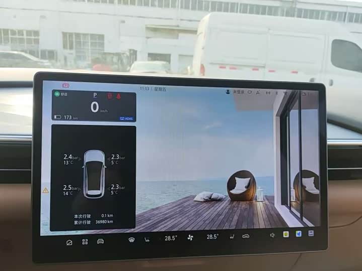 Фото 4 - BAIC Arcfox Alpha T5