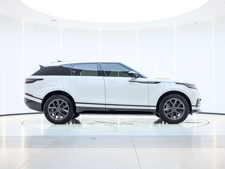 Фото 4 - Land Rover Range Rover Velar