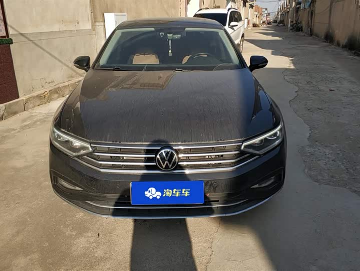 Фото 2 - Volkswagen Magotan