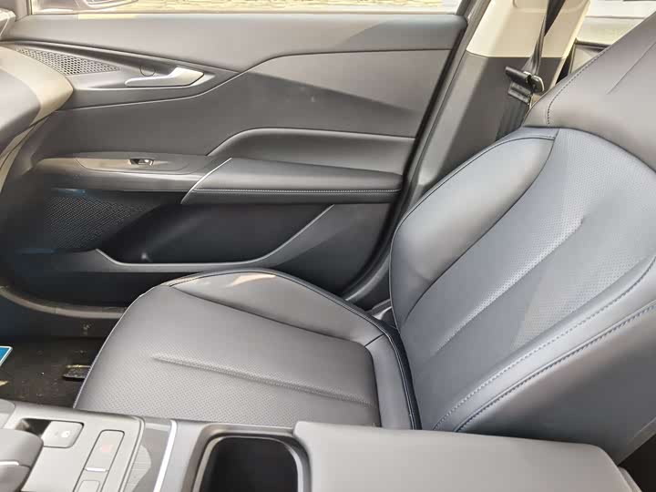 Фото 4 - Changan Eado Plus