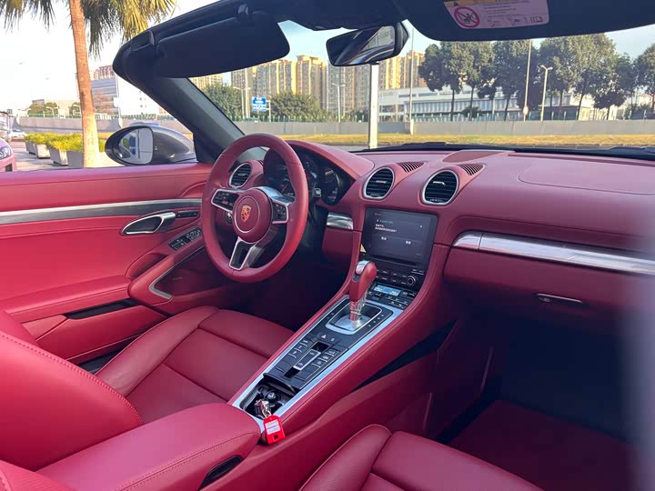 Фото 7 - Porsche 718