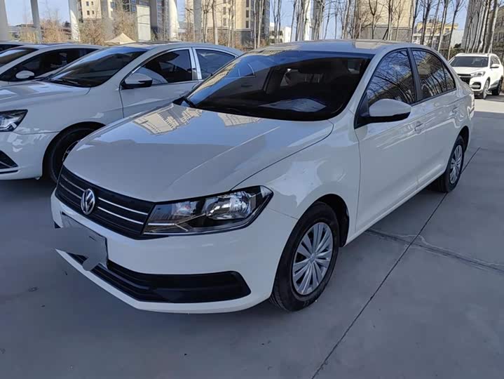 Фото 1 - Volkswagen Santana