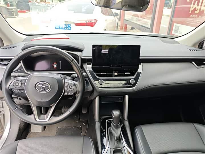 Фото 9 - Toyota Frontlander