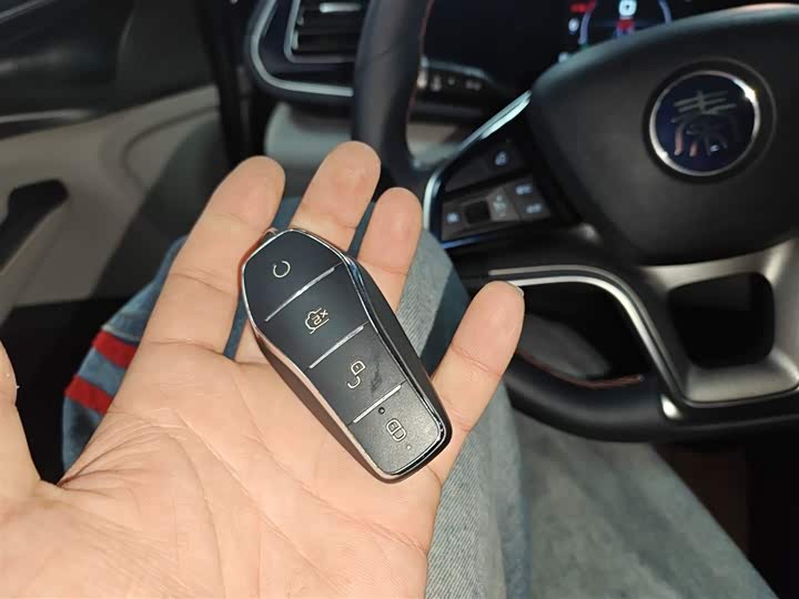 Фото 9 - BYD Qin Plus