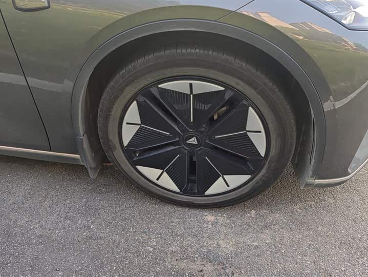 Фото 6 - Changan Deepal SL03